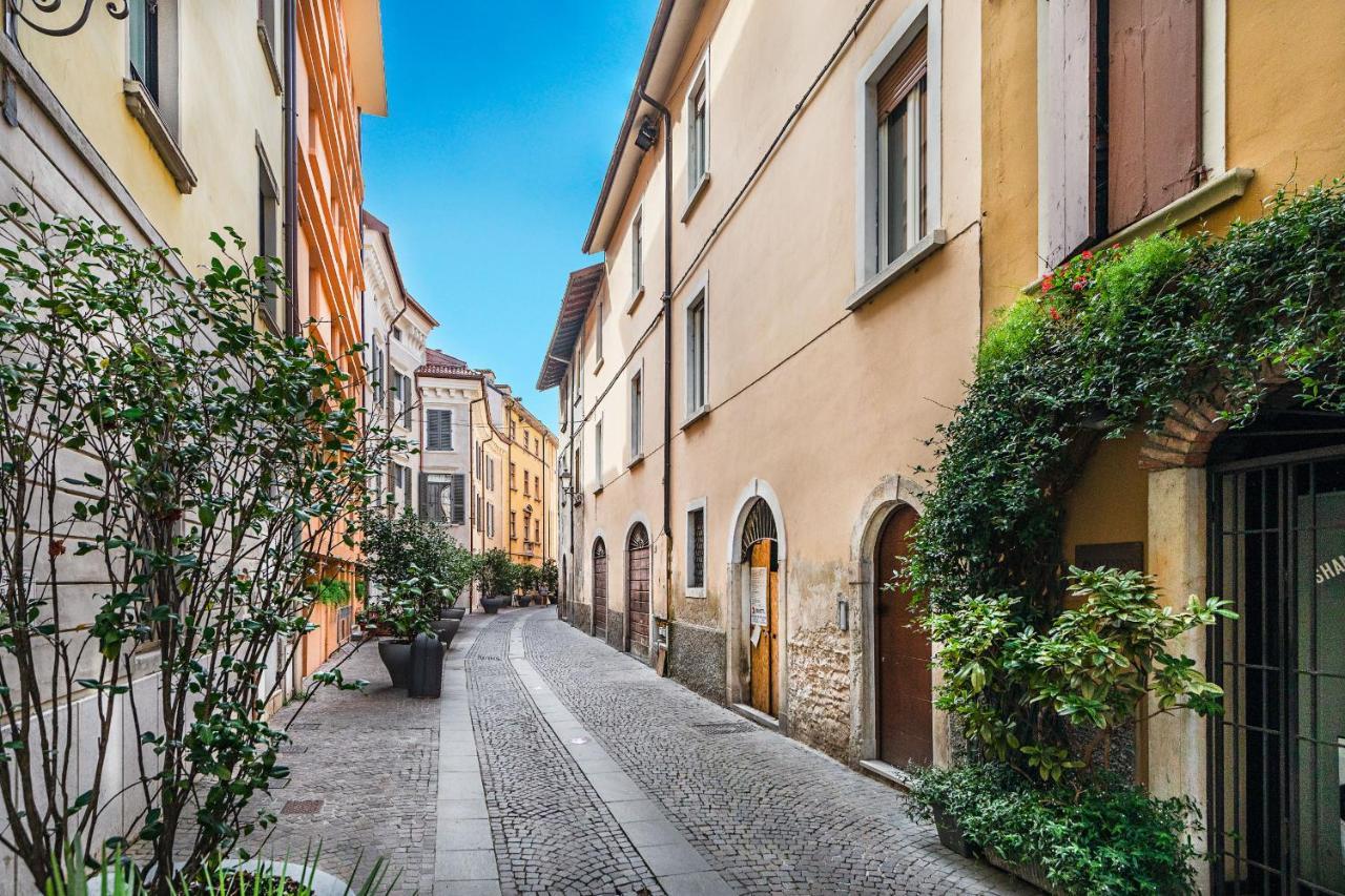 Il Lago Apartments By Wonderful Italy Salò Eksteriør billede